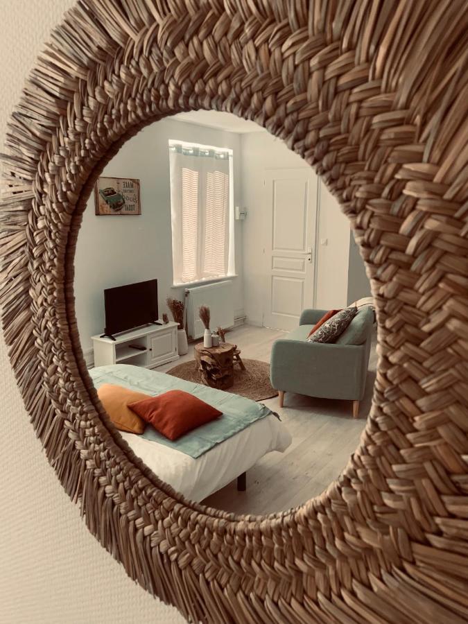 Girafe, Style Boheme Et Atypique, Curistes * Luxeuil-les-Bains