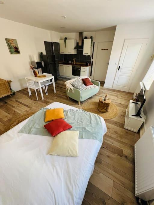 Girafe, Style Boheme Et Atypique, Curistes Apartment *